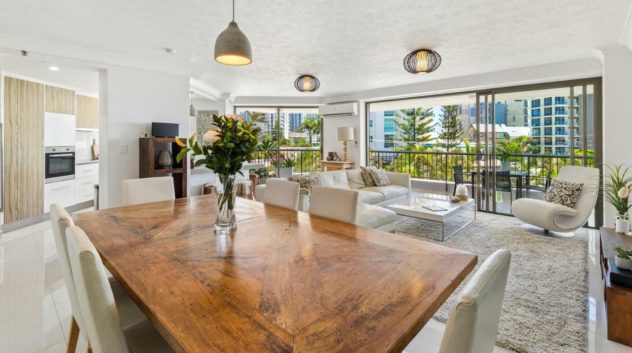 Aqueous Apartment