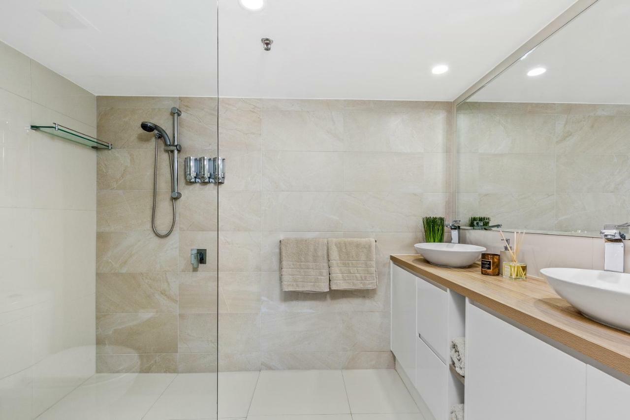 Aqueous Apartment Gold Coast