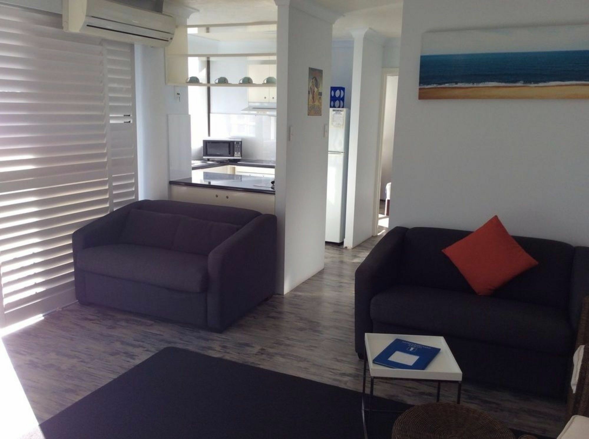 Pacific Broadbeach Aparthotel 4*