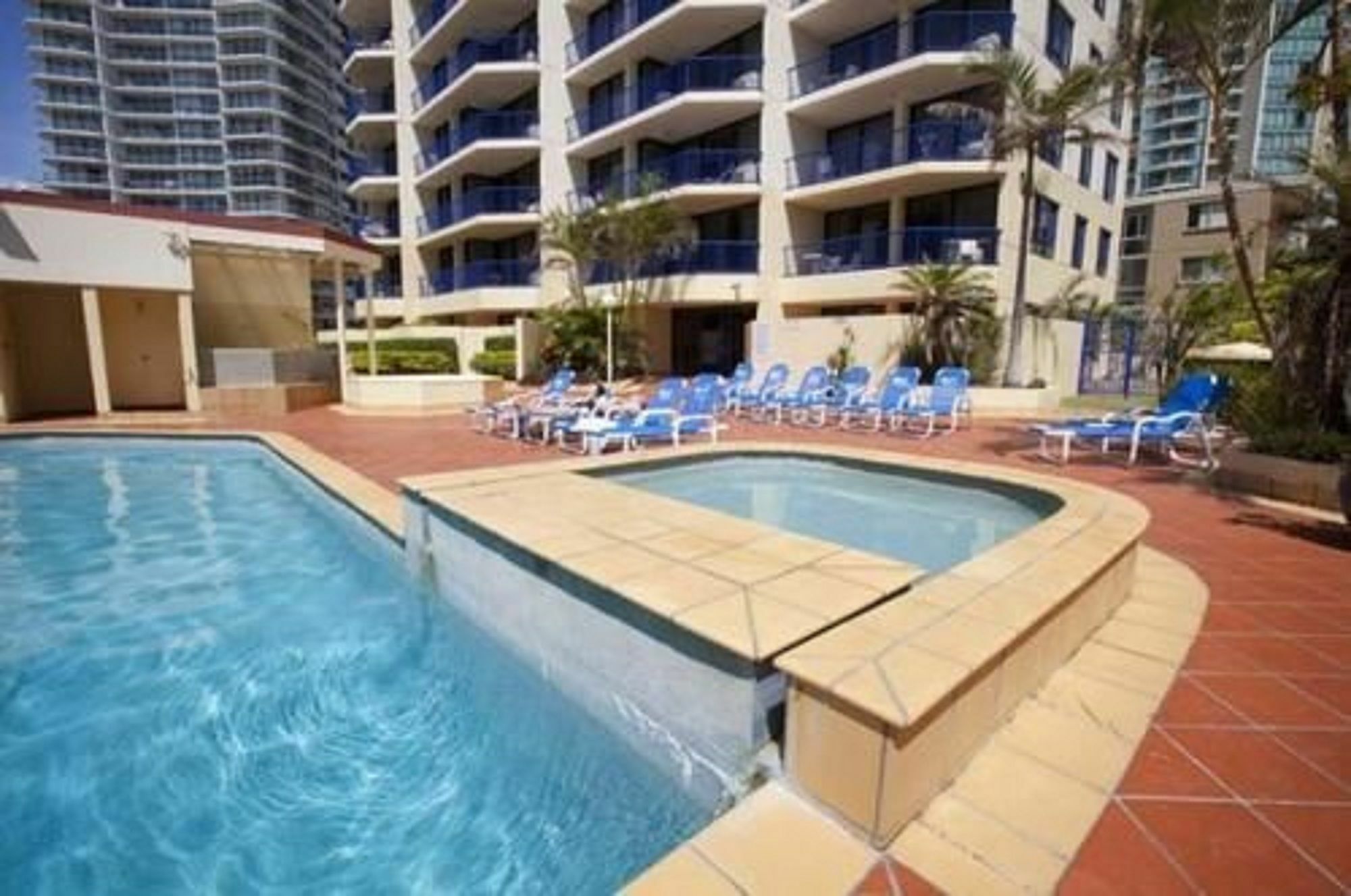 Surf Regency Aparthotel