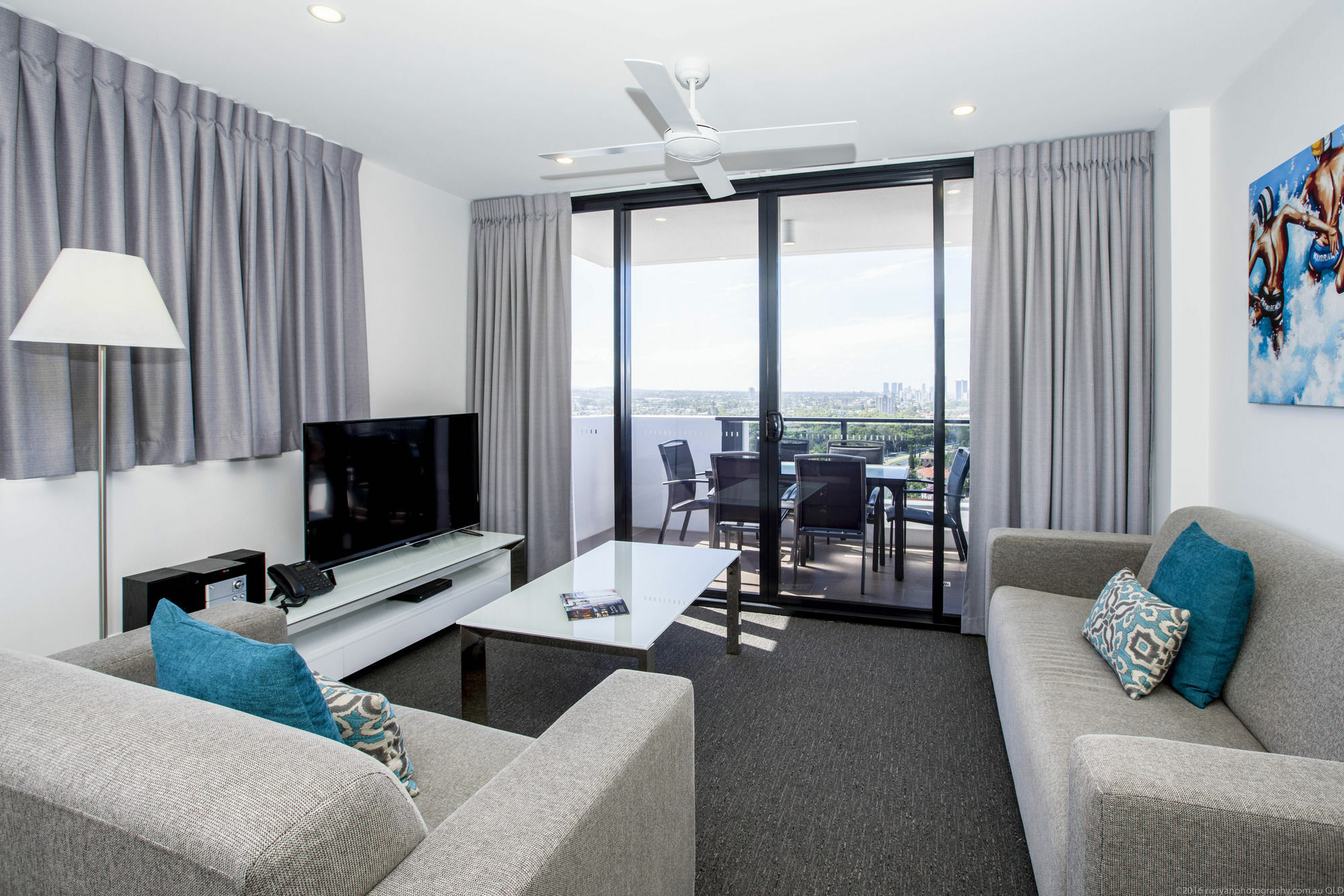 Synergy Broadbeach - Official 4* Gold Coast