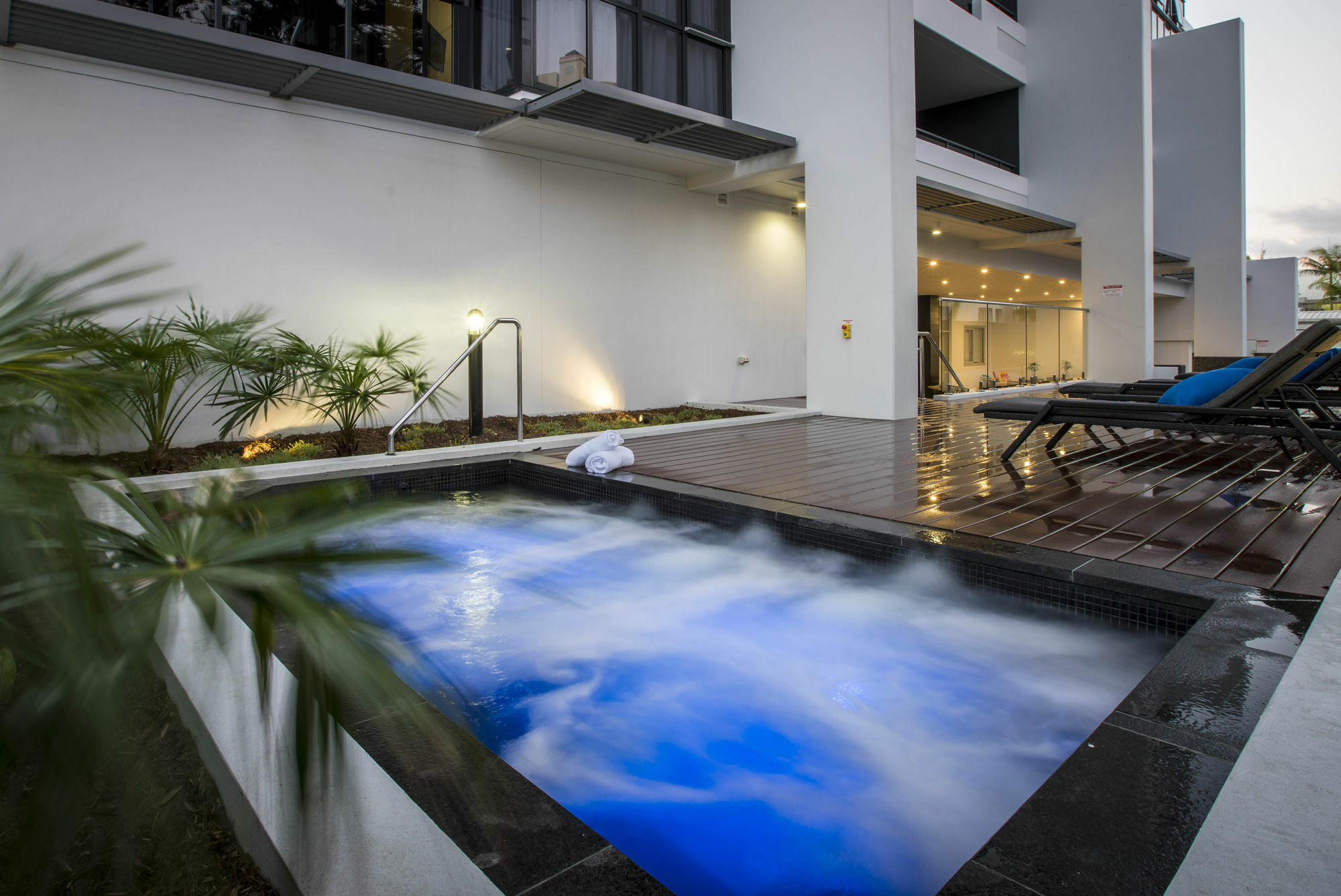 Synergy Broadbeach - Official Aparthotel