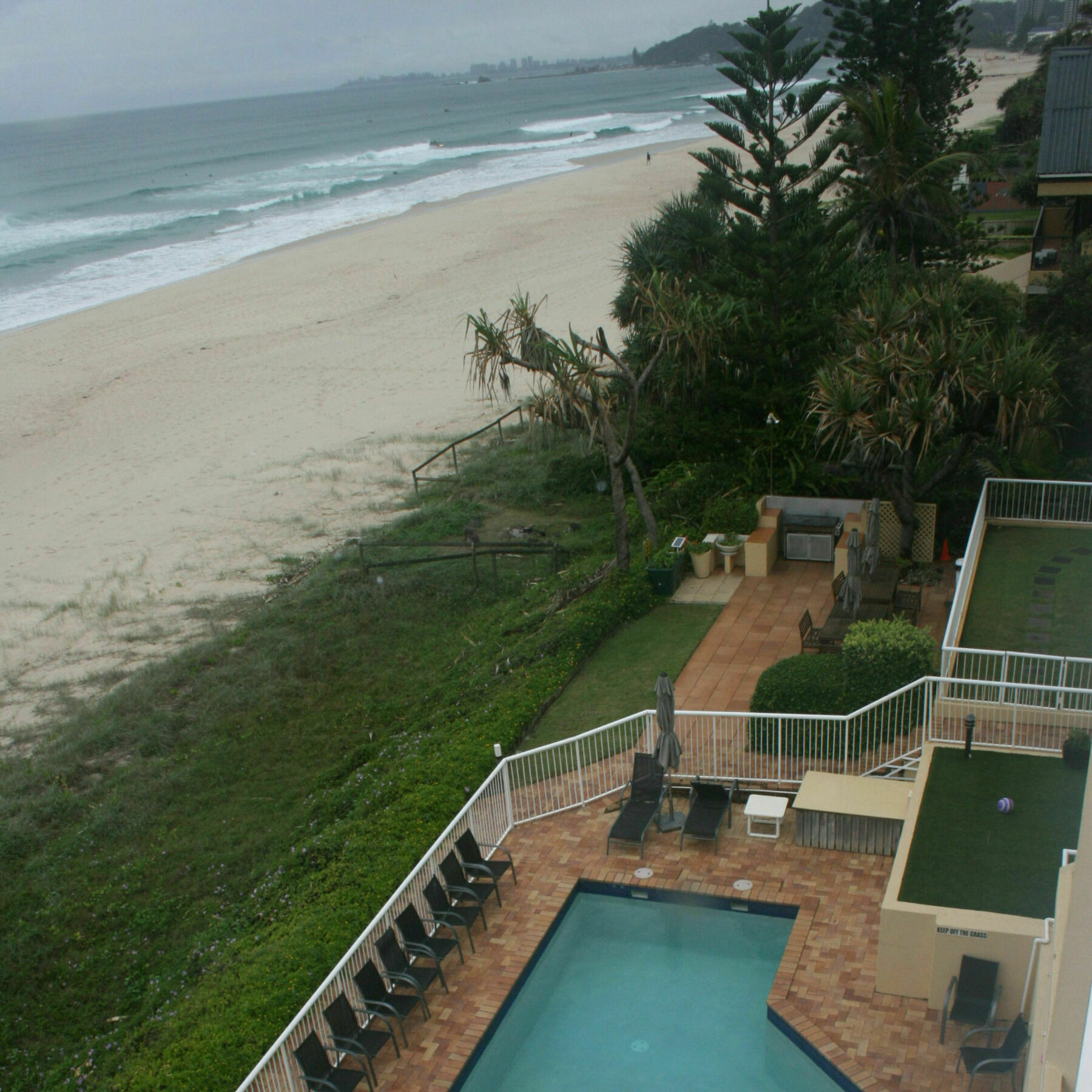 Aparthotel Surfers Horizons