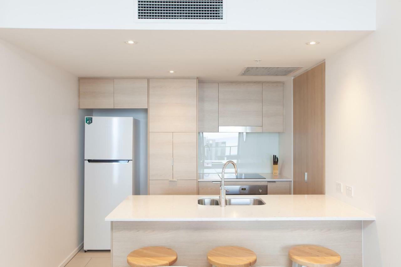 Apartment High Floor Ocean View Suites Broadbeach *