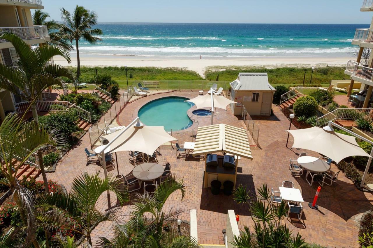 Crystal Beachfront Aparthotel 3*