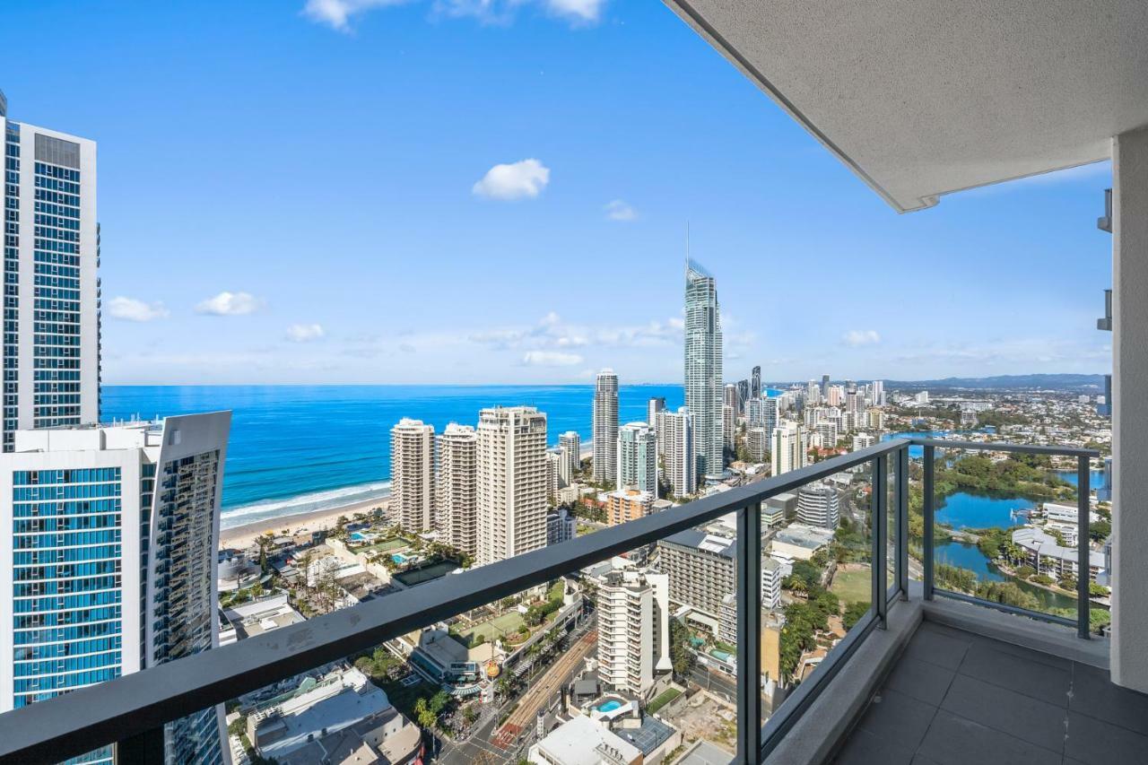 Circle On Cavill, And Sub Penthouses - We Accommodate * Gold Coast