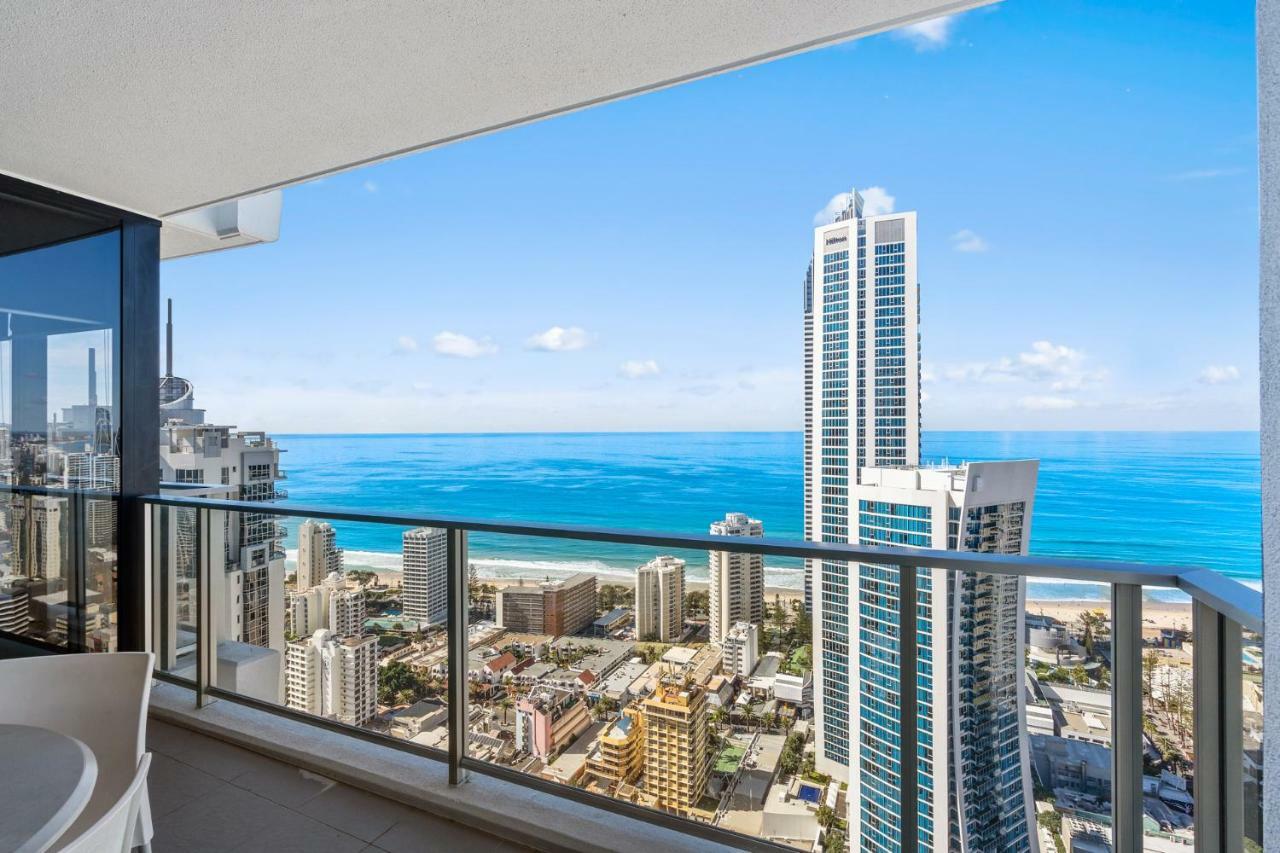 Circle On Cavill, And Sub Penthouses - We Accommodate Apartamento