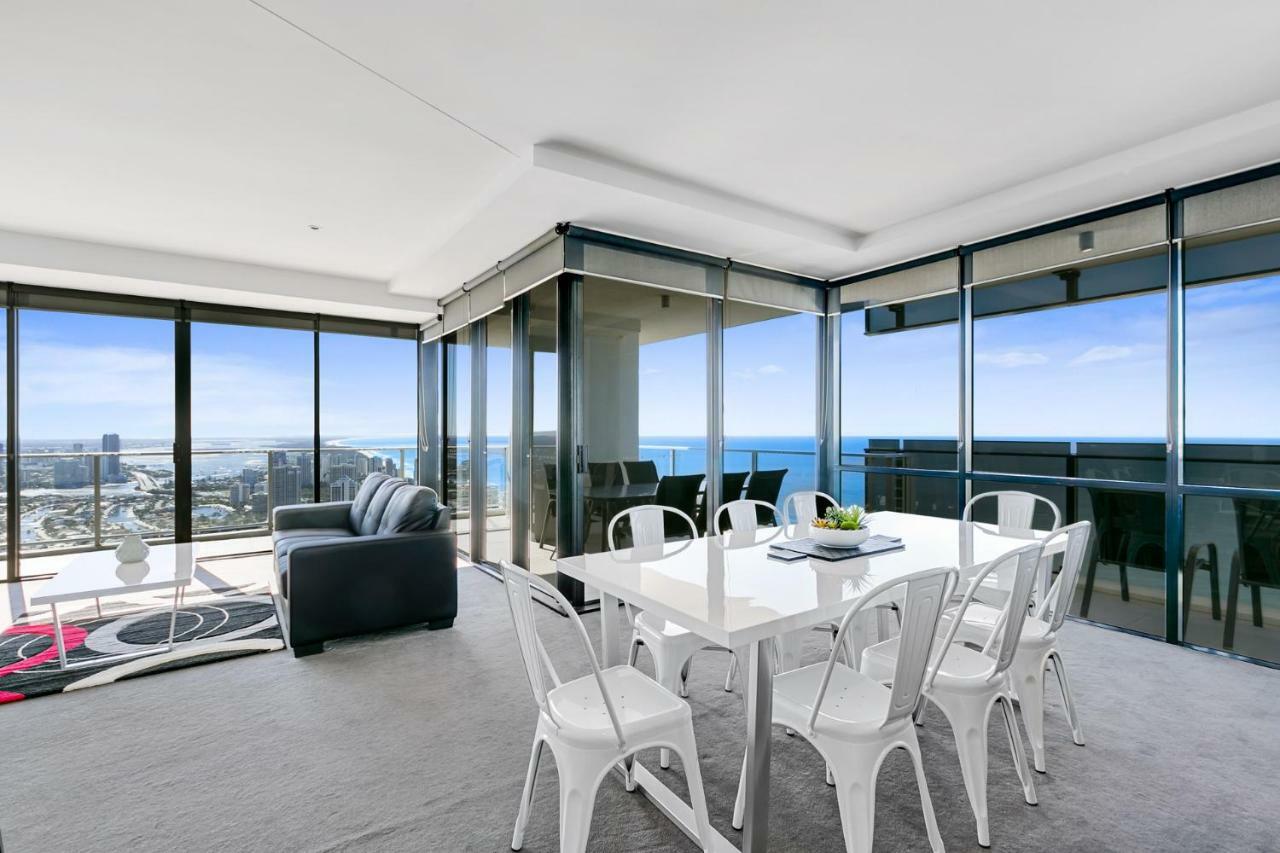 Circle On Cavill, And Sub Penthouses - We Accommodate *