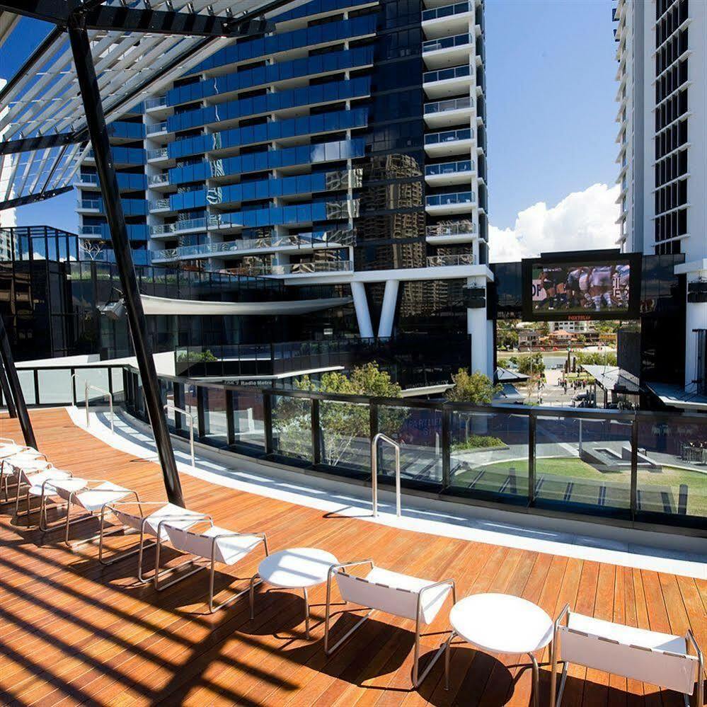 Aparthotel Mantra Circle On Cavill 4*