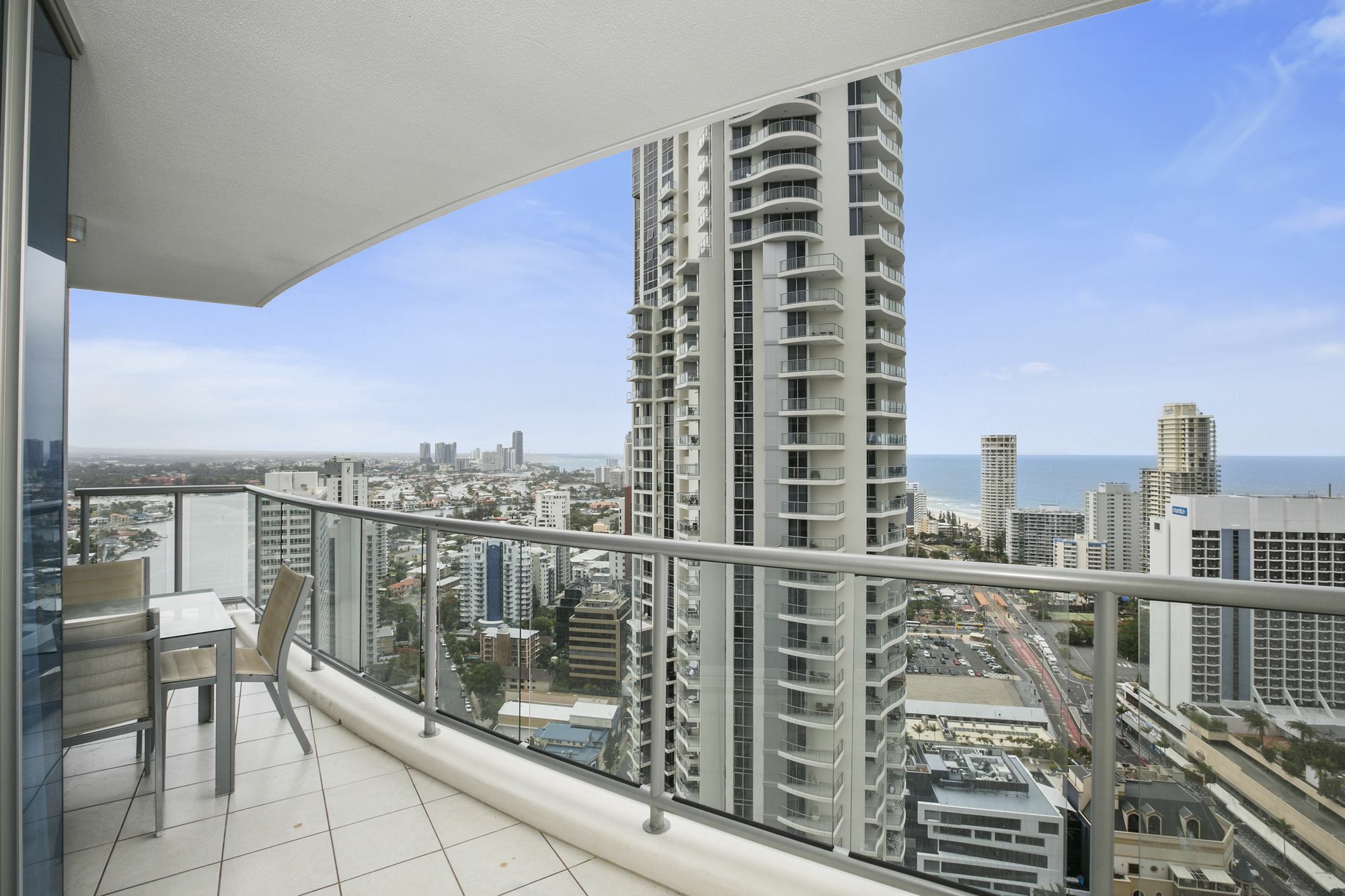 Apartment Chevron Renaissance - Hr Surfers Paradise