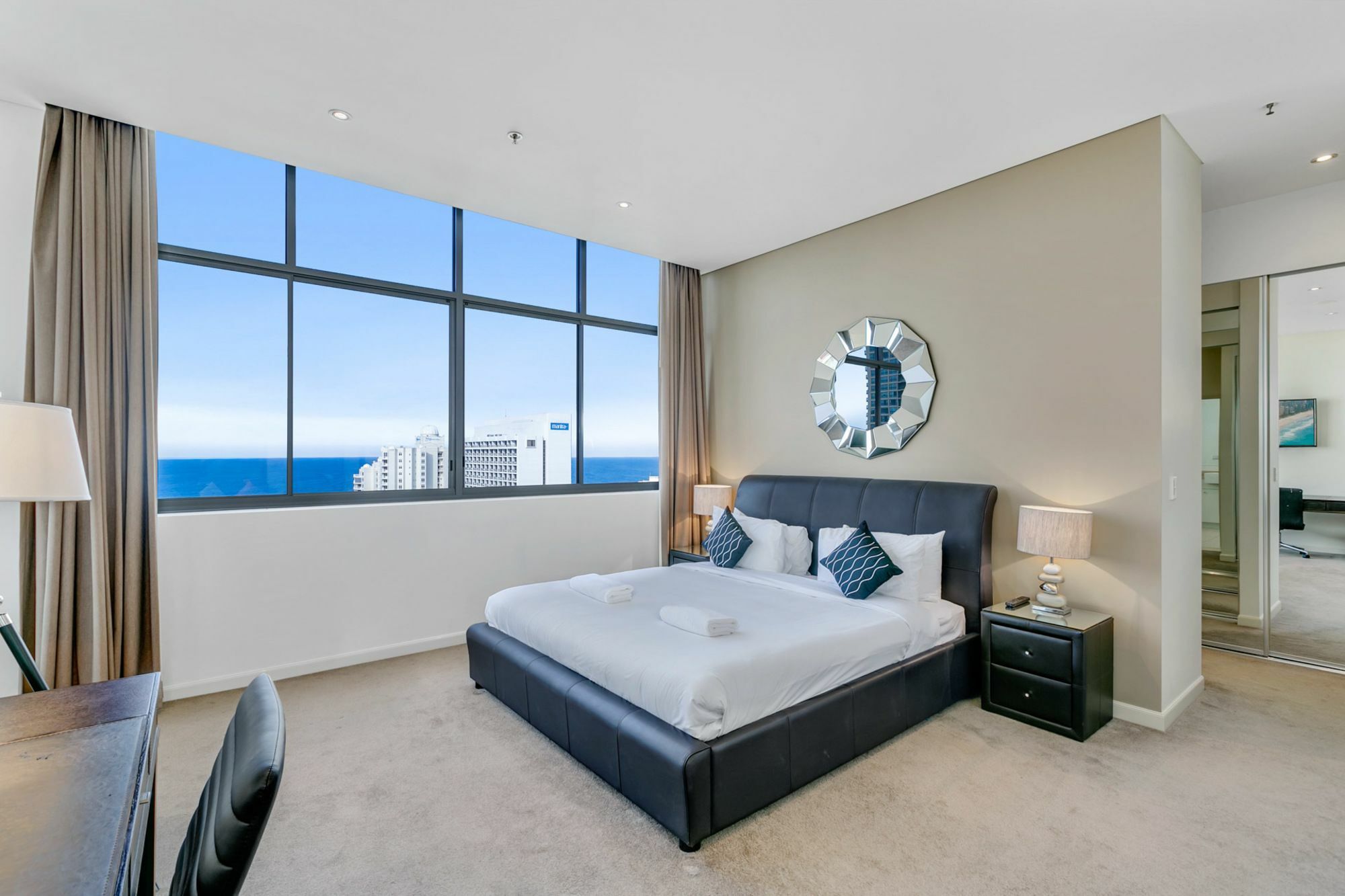 Solaire Aparthotel