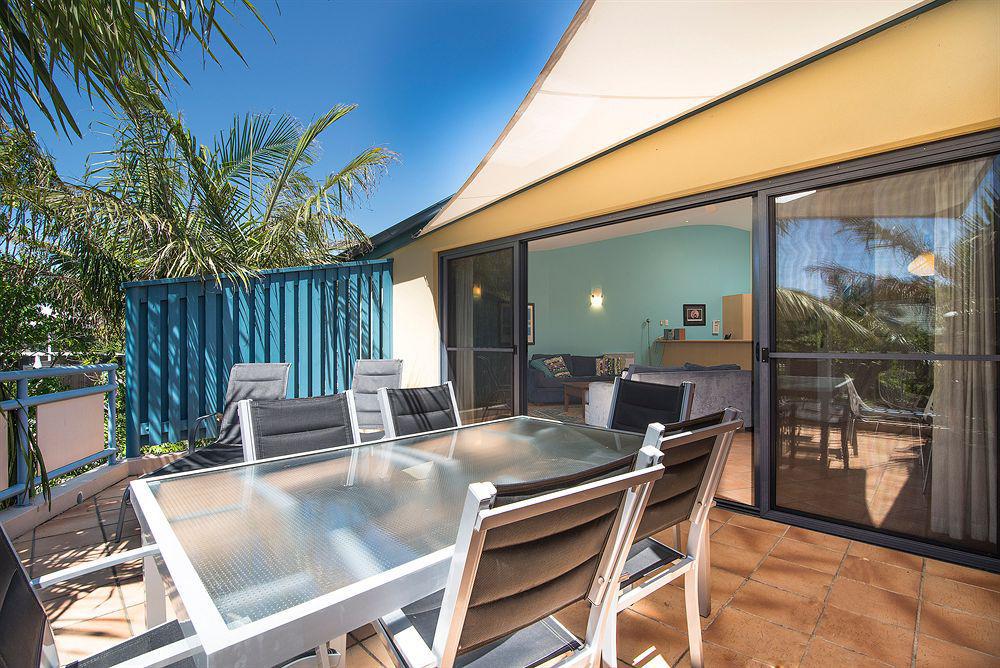 Golden Riviera Absolute Beachfront Gold Coast