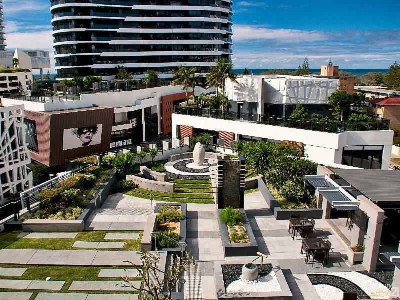 Apartment Luxury 3 Bedroom In Heart Of Broadbeach *