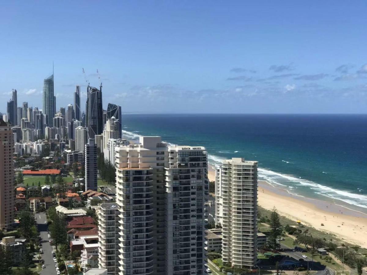 Luxury 3 Bedroom In Heart Of Broadbeach * Gold Coast