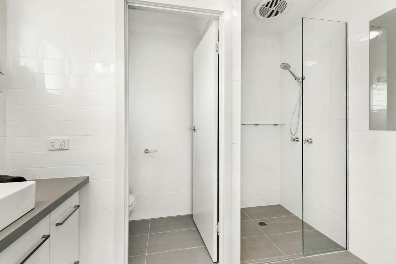 Homely Getaways In Broadbeach Waters Holiday home