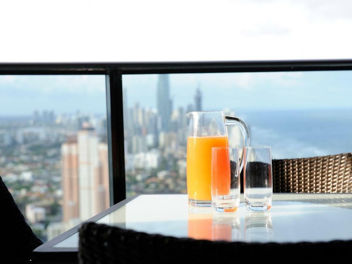 Luxury 3 Bedroom In Heart Of Broadbeach Gold Coast
