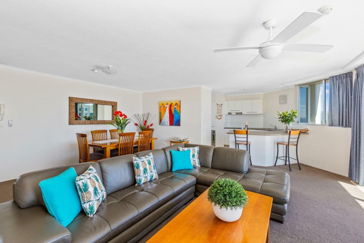 Rainbow Commodore Coolangatta Aparthotel 4*