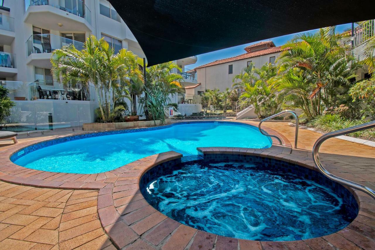 Aparthotel Sandcastles On Currumbin Beachfront,