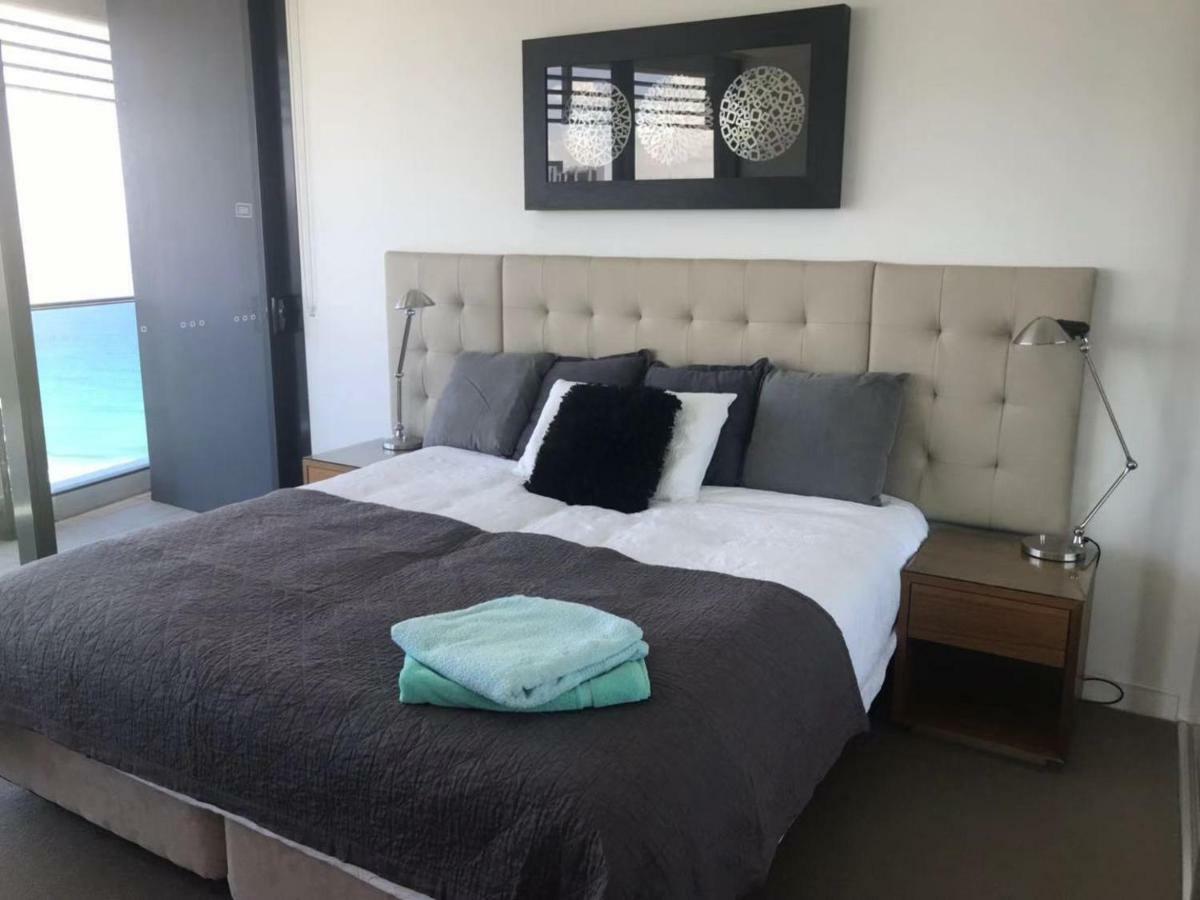 Apartment Luxury 3 Bedroom In Heart Of Broadbeach Gold Coast