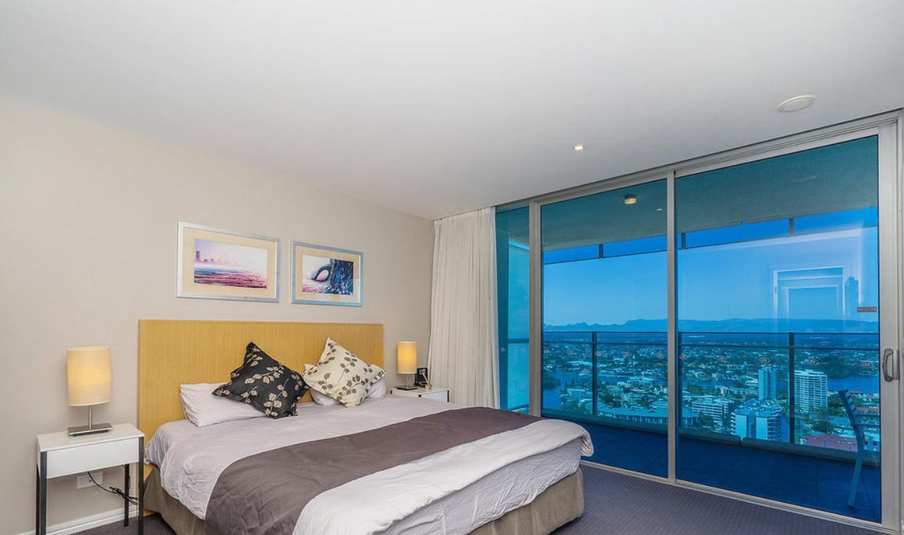 Pelicanstay In Surfers Paradise Apartment *