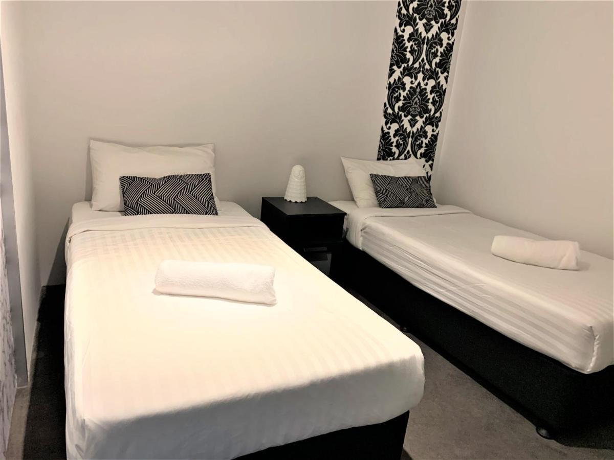 Private At Q1 Gold Coast