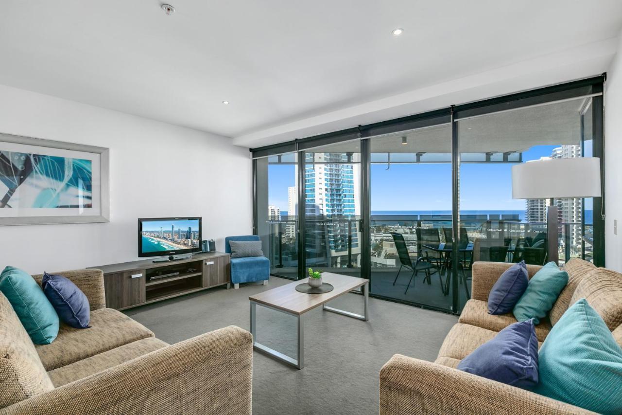 Circle On Cavill, And Sub Penthouses - We Accommodate *