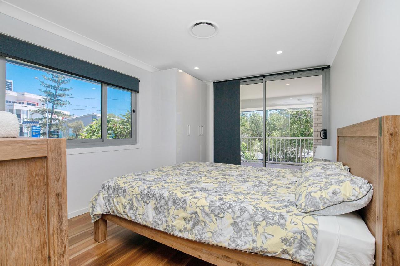 29 Stanhill Drive * Gold Coast