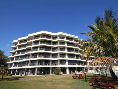 San Simeon Beachfront Tugun 3* Gold Coast