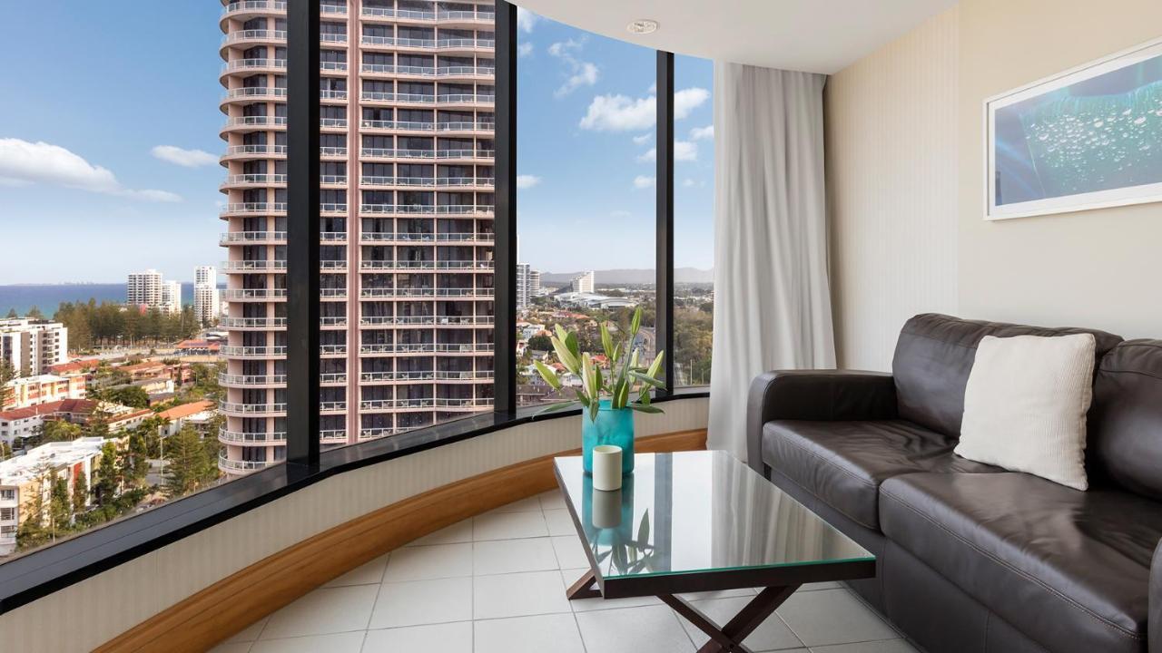 Oaks Gold Coast