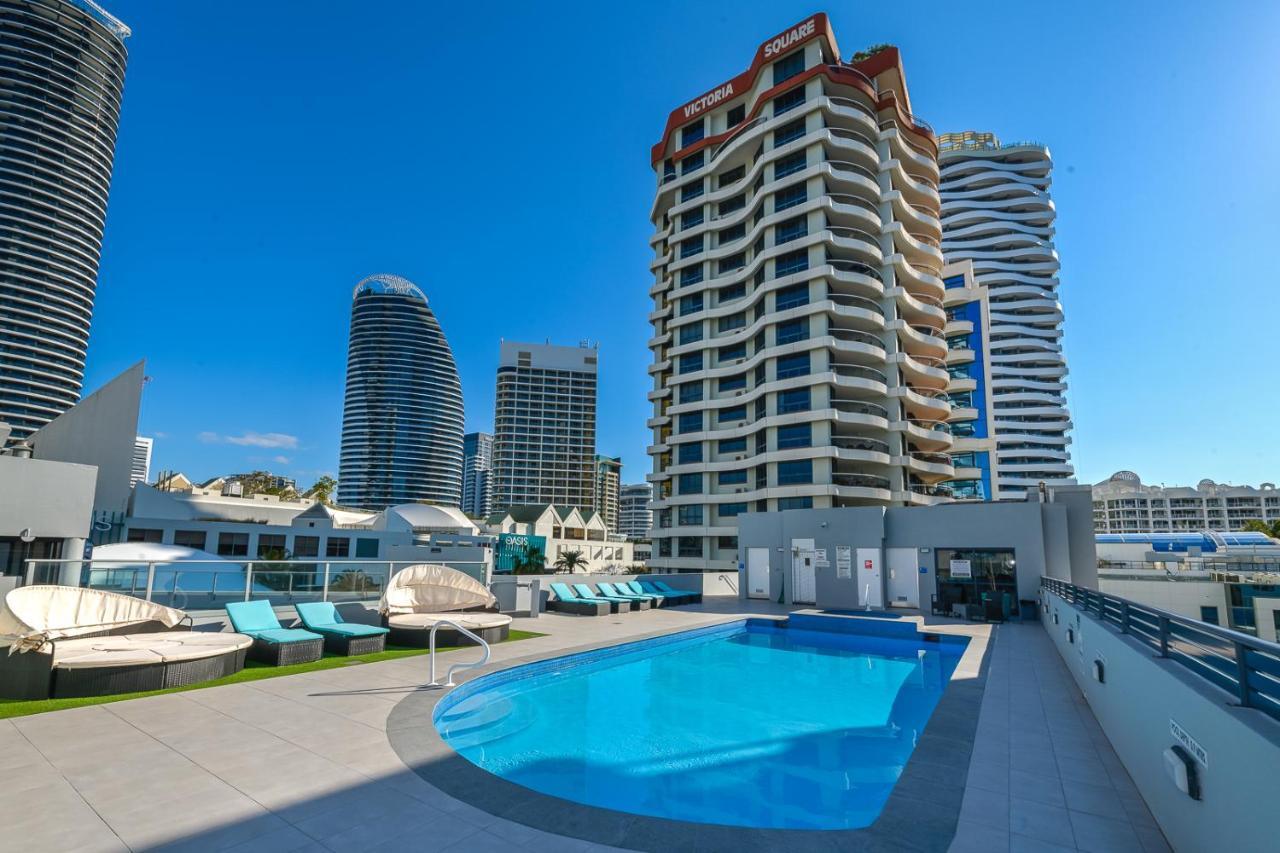 Victoria Square 4*
