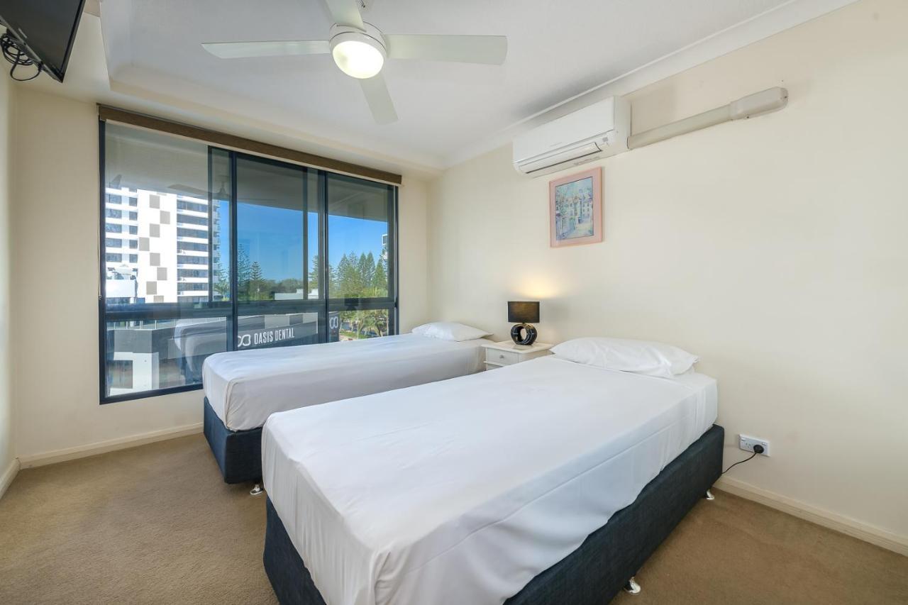 Aparthotel Victoria Square 4*