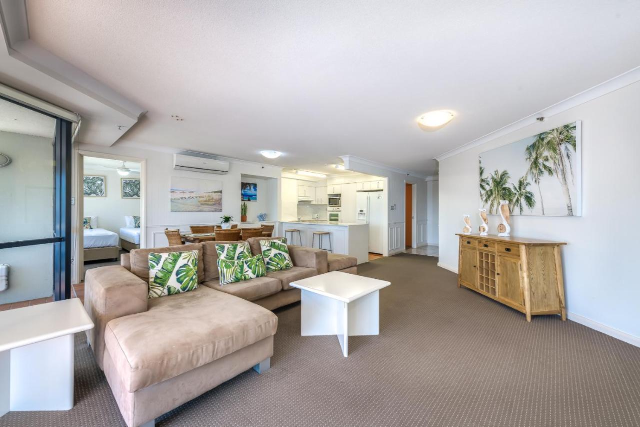 Victoria Square 4*