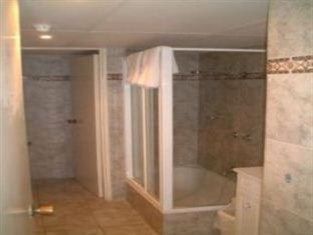 Grosvenor Beachfront Surfers Paradise 3* Gold Coast