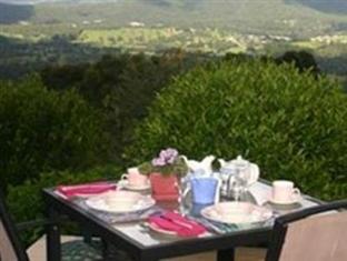 Hillside Country Retreat Bed & Breakfast 3*