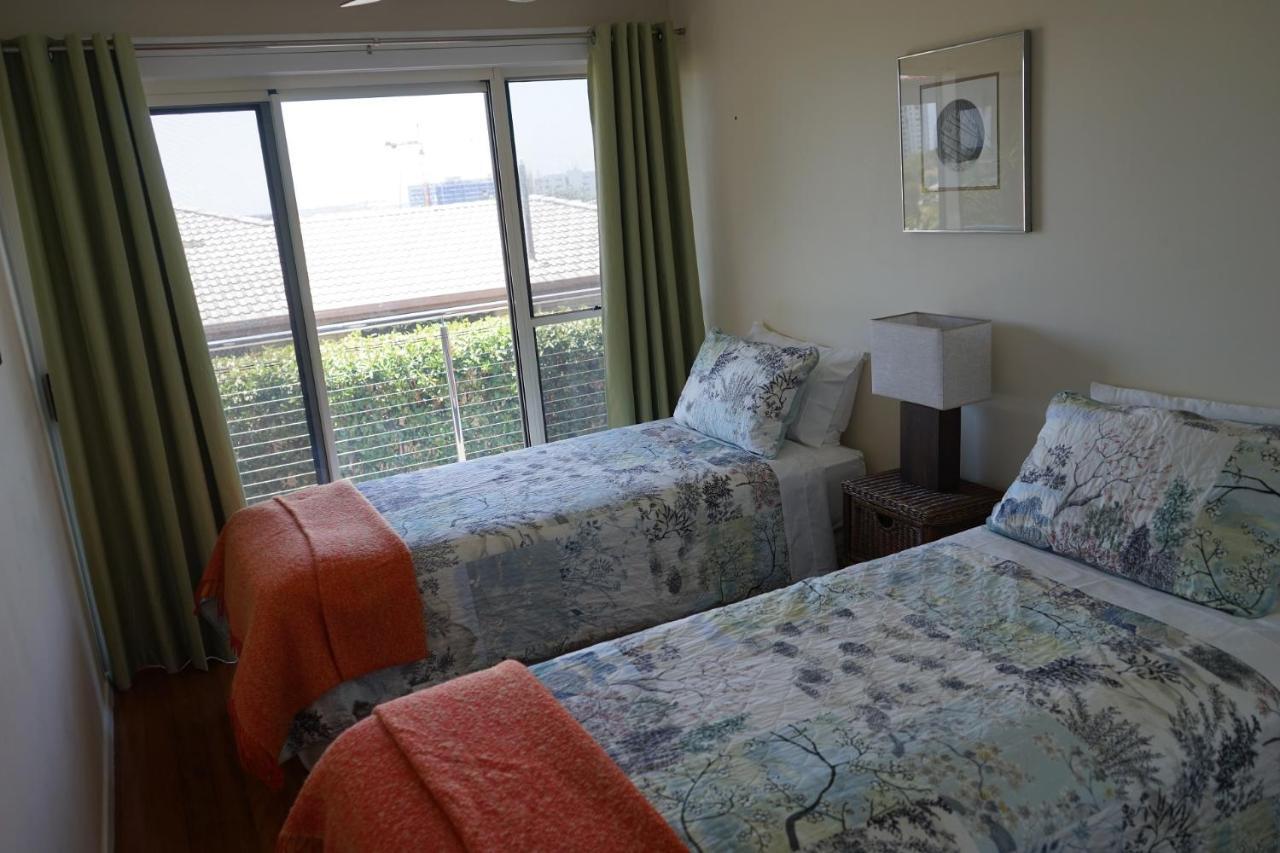 With Views & Pool Holiday home Gold Coast