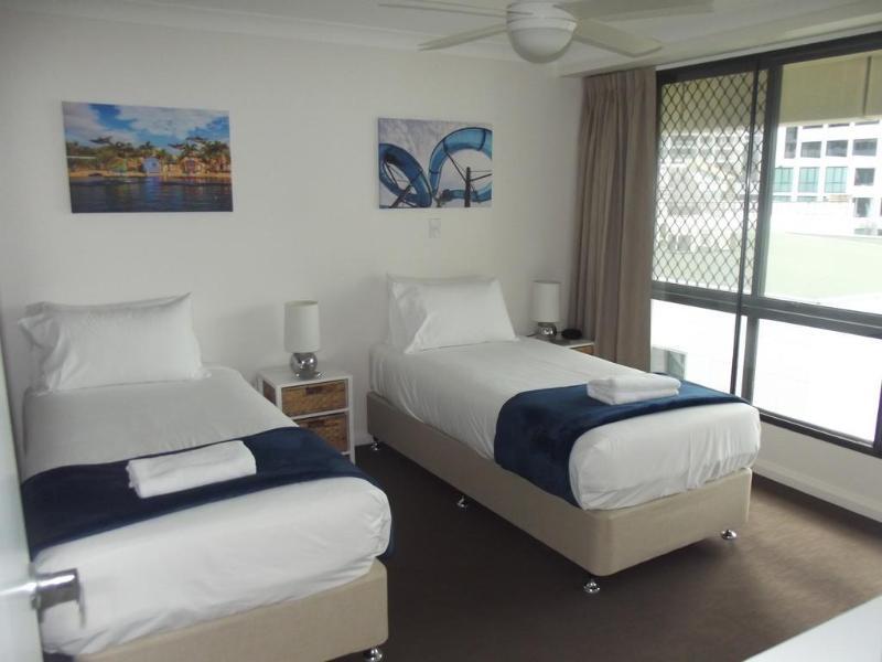 Victoria Square Gold Coast