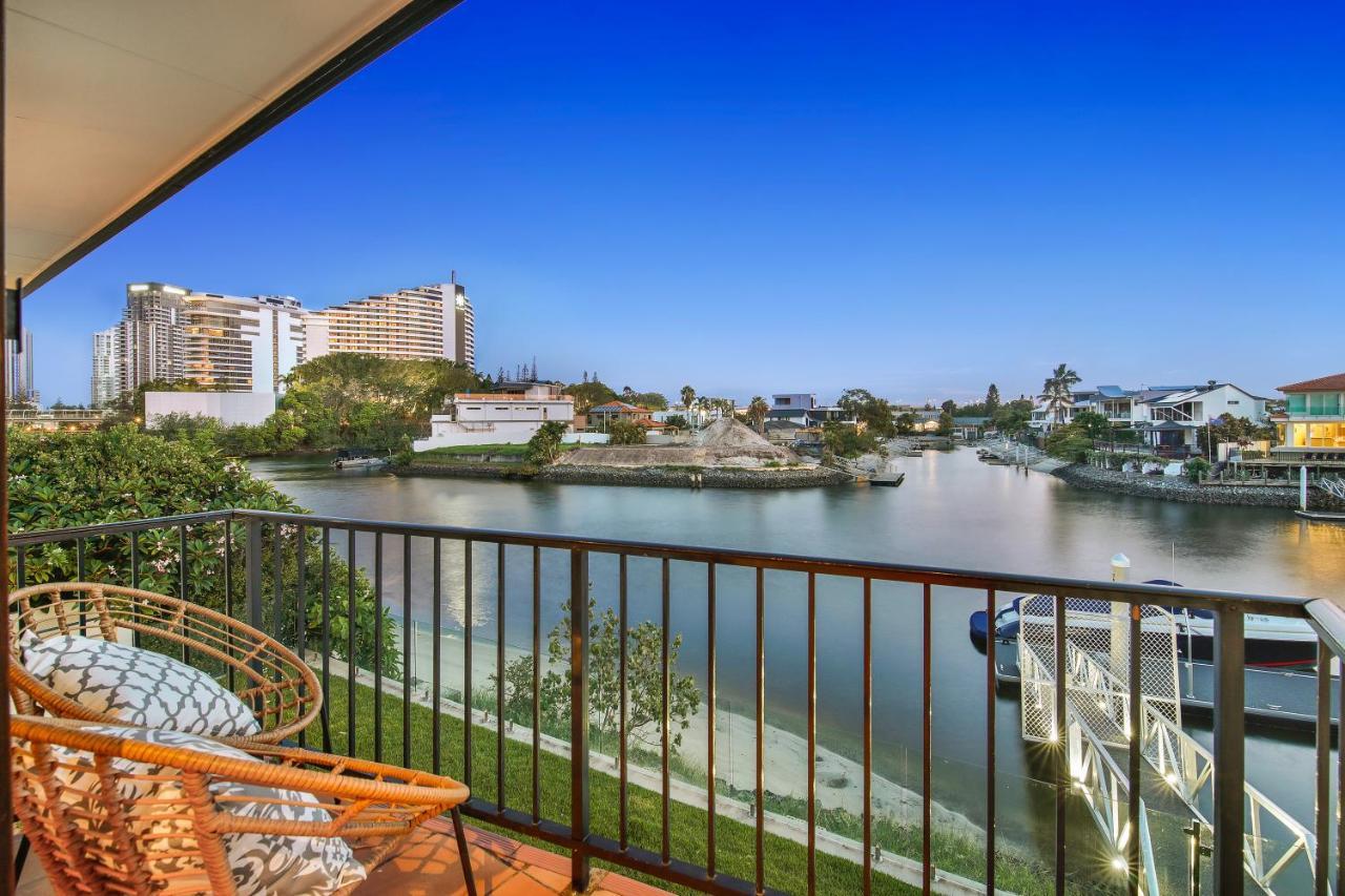 Luxury, Pets, Beach, Convention, Casino, Shopping, Privacy Gold Coast
