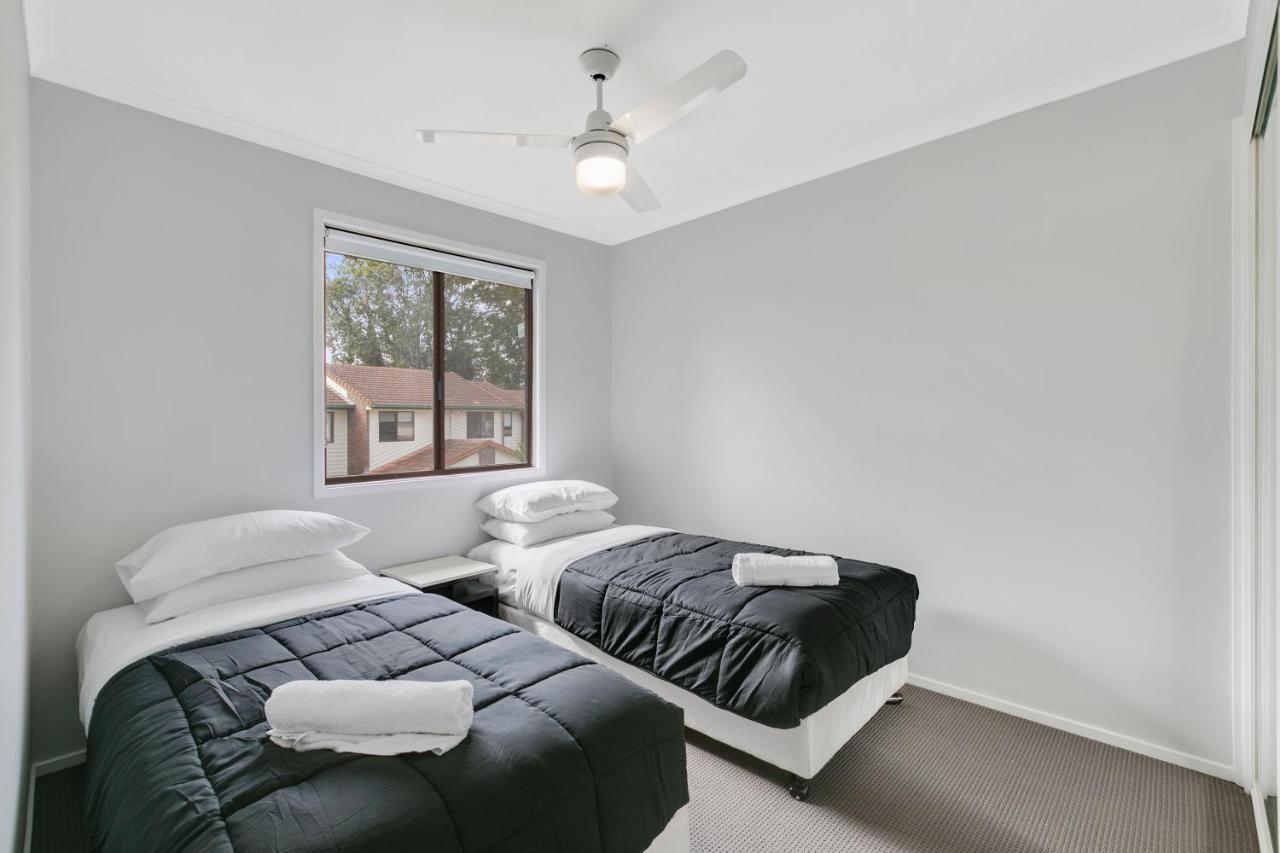Fountain View Estate - We Accommodate Apartment Gold Coast