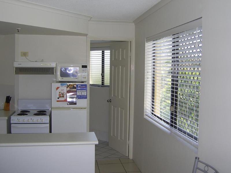 Windsurfer 4* Gold Coast