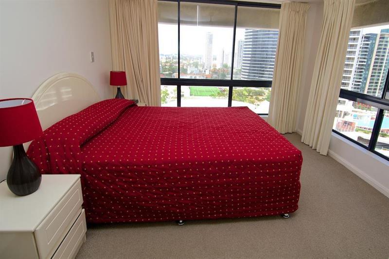 Victoria Square 4*