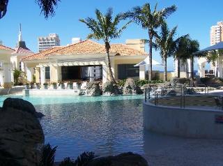 Chevron Renaissance Private Hotel
