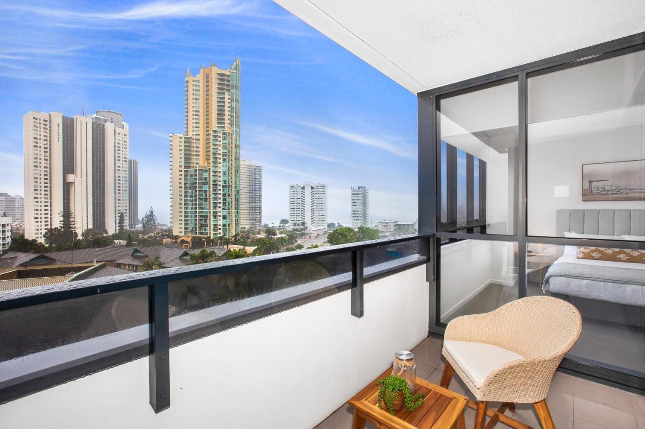 Ocean View 2-bed With Pool, Sauna, Gym And Bbq Apartment