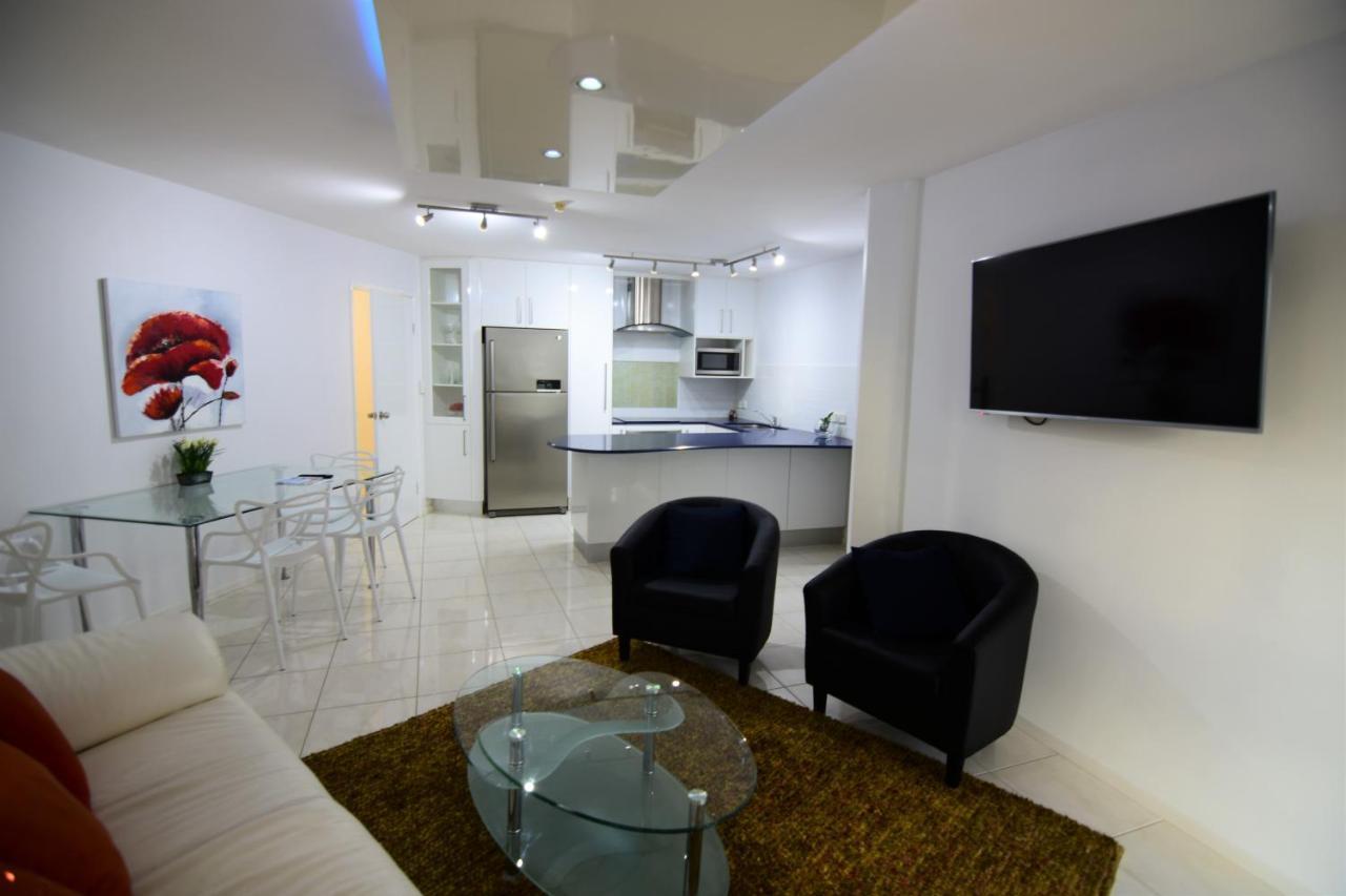 Surfers Haven Apartment *