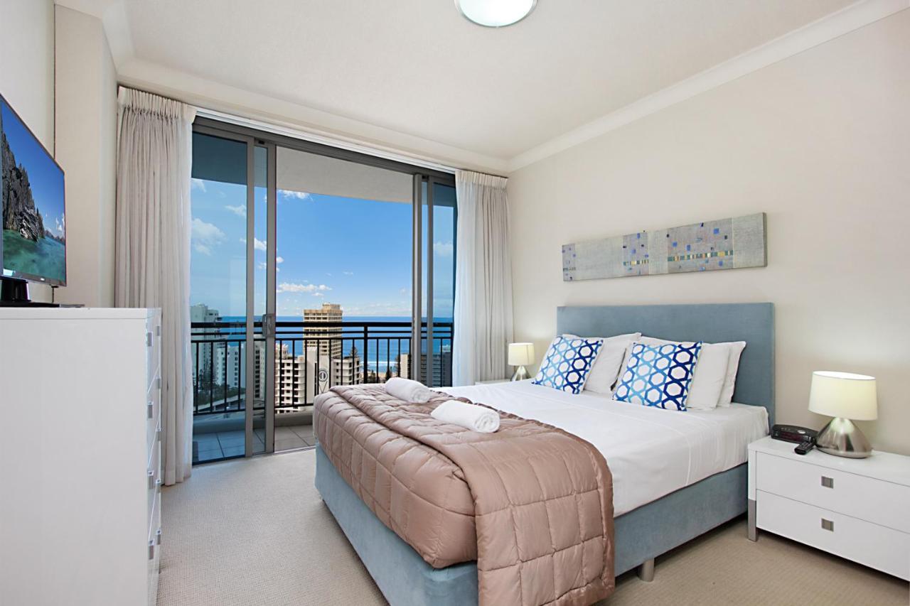 Apartment Chevron Renaissance Managed By Gchs Gold Coast