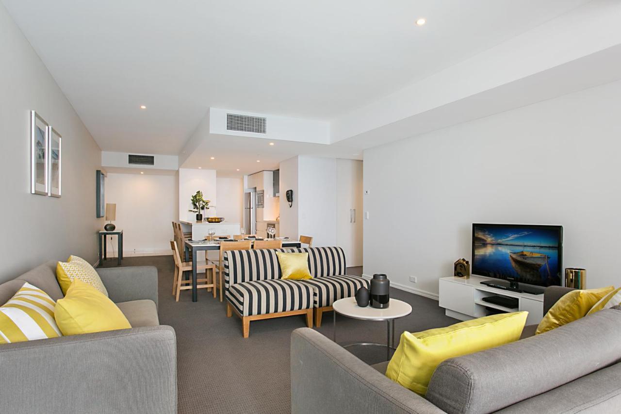 H Residences In Orchid Managed By Gchs