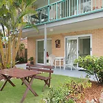 Shoreside Unit 1 - Absolute Beachfront Ground Level Unit In Tugun - Wi-Fi Included