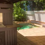 Surfers Paradise Self Contained 1 Bed Unit