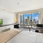 Surfers Paradise Waterfront & City Views