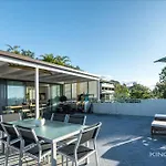 Luxe 3 Bedroom Rooftop Beachside Apartment