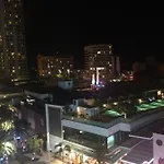 Amazing Heart Of Surfers Paradise